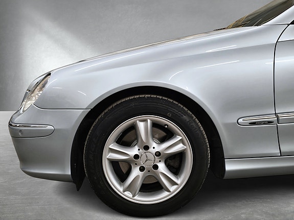 Mercedes-Benz CLK200 17 of 30