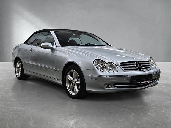 Mercedes-Benz CLK200 29 of 30