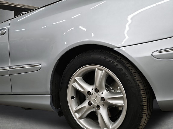 Mercedes-Benz CLK200 20 of 30