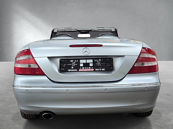 Mercedes-Benz CLK200 5 of 30