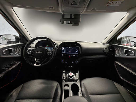 Kia e-Soul 17 of 30
