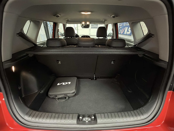 Kia e-Soul 8 of 30