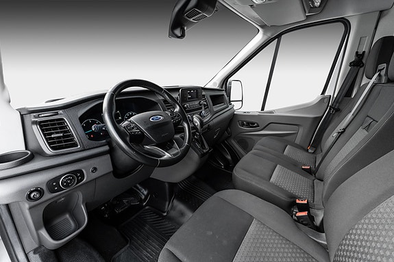Ford Transit 20 of 24