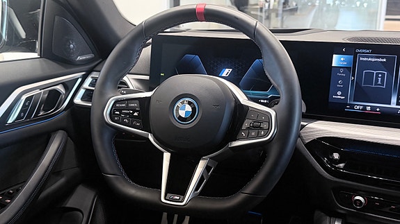 BMW i4 20 of 30