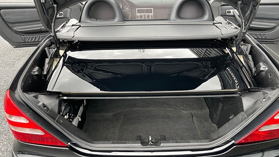 Mercedes-Benz SLK 9 of 16
