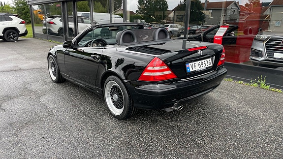 Mercedes-Benz SLK 5 of 16