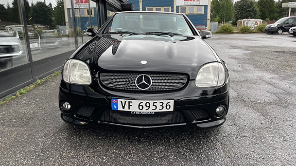 Mercedes-Benz SLK 7 of 16
