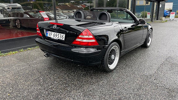 Mercedes-Benz SLK 6 of 16