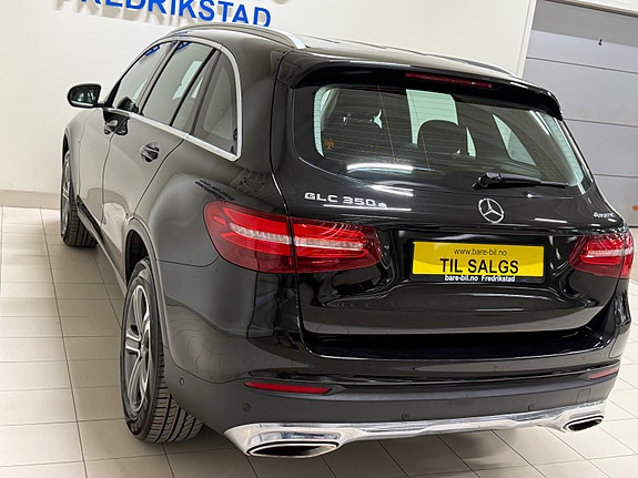 Mercedes-Benz GLC350 e 17 of 30