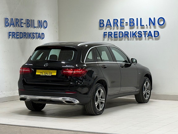 Mercedes-Benz GLC350 e 6 of 30
