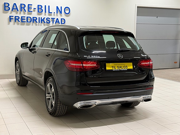 Mercedes-Benz GLC350 e 11 of 30