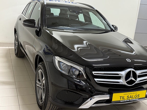 Mercedes-Benz GLC350 e 7 of 30