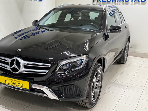 Mercedes-Benz GLC350 e 8 of 30
