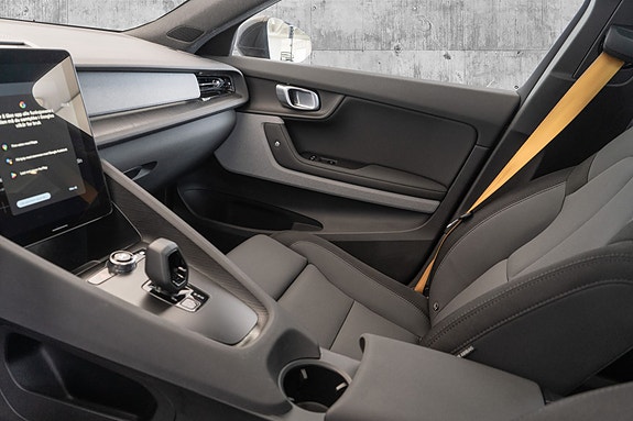 Polestar 2 15 of 30