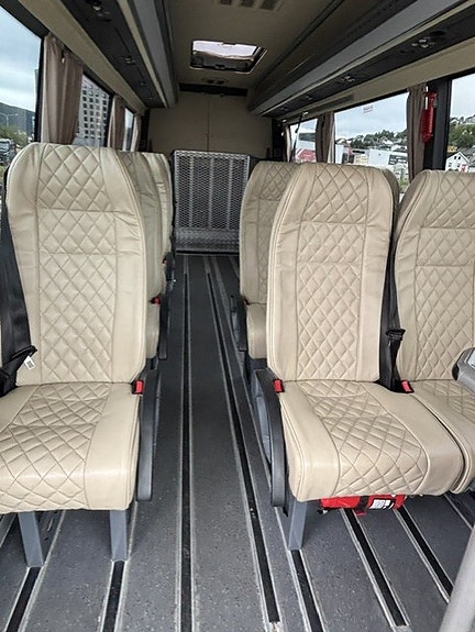 Mercedes-Benz Multiline 7 of 8