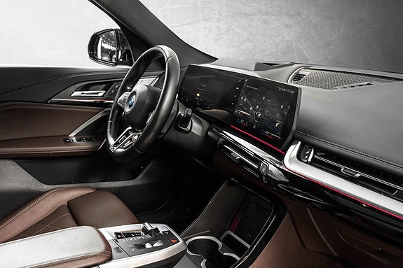 BMW iX1 30 of 30