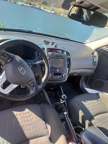 Kia Ceed 8 of 15