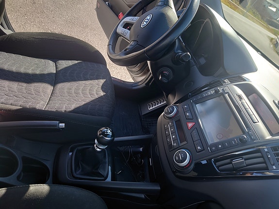 Kia Ceed 15 of 15