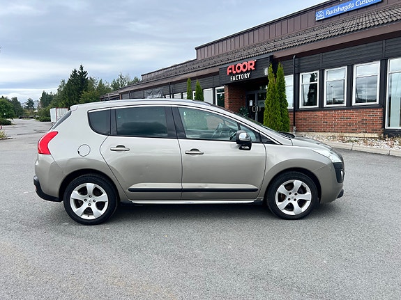 Peugeot 3008 2 of 24