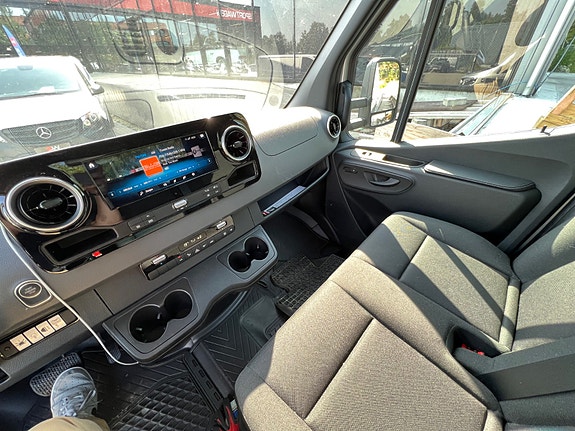 Mercedes-Benz Sprinter 519 16 of 30