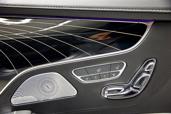 Mercedes-Benz S500 15 of 19