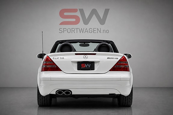 Mercedes-Benz SLK32 7 of 7