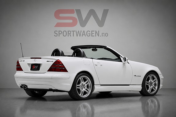 Mercedes-Benz SLK32 2 of 7