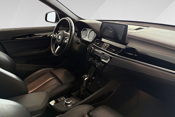 BMW X1 20 of 21