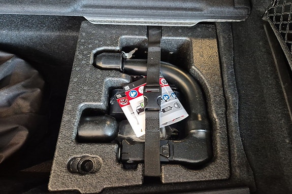 BMW X1 9 of 21