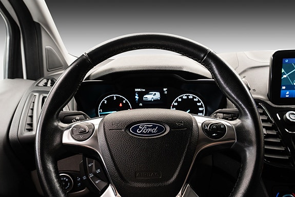 Ford Transit Connect 10 of 24