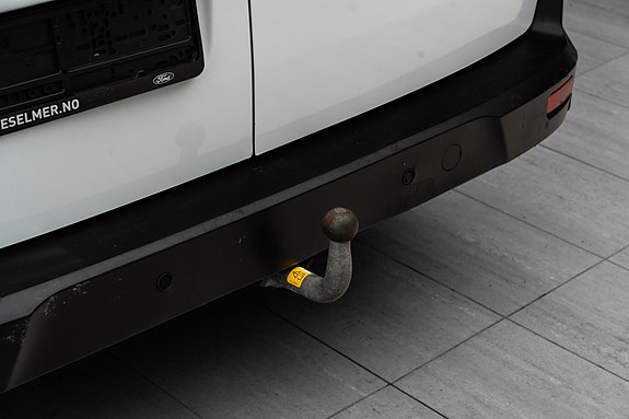 Ford Transit Connect 8 of 24