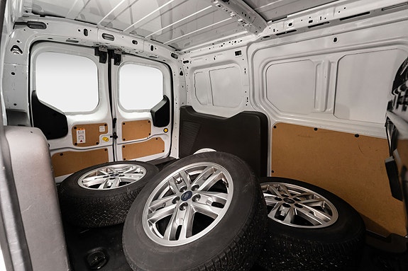 Ford Transit Connect 22 of 24