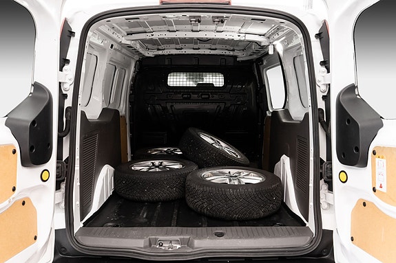 Ford Transit Connect 23 of 24