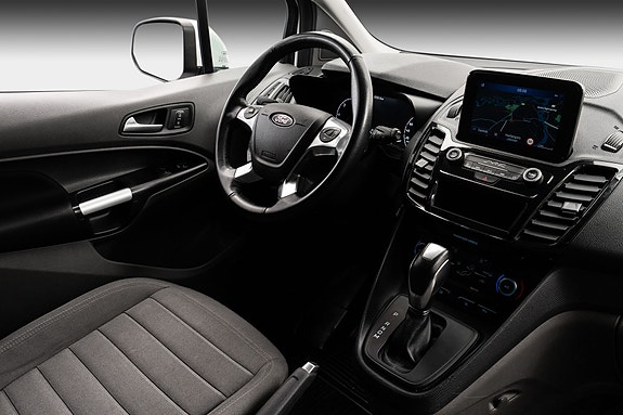 Ford Transit Connect 18 of 21