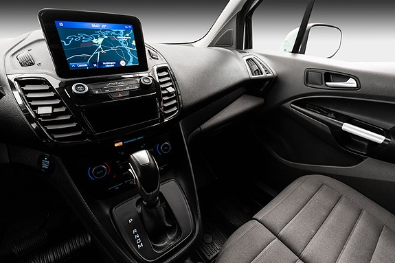 Ford Transit Connect 11 of 21