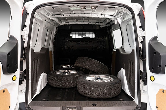 Ford Transit Connect 20 of 21