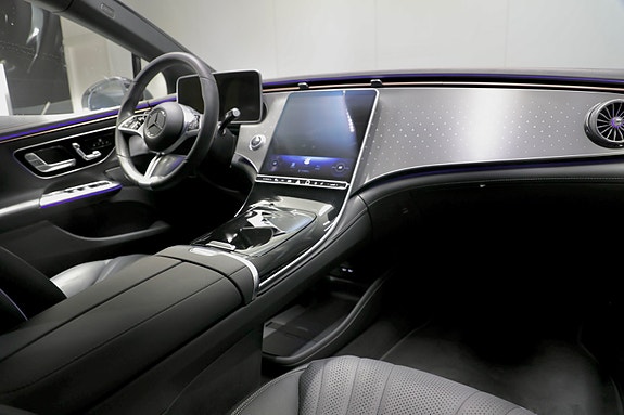 Mercedes-Benz EQE350 2 of 21