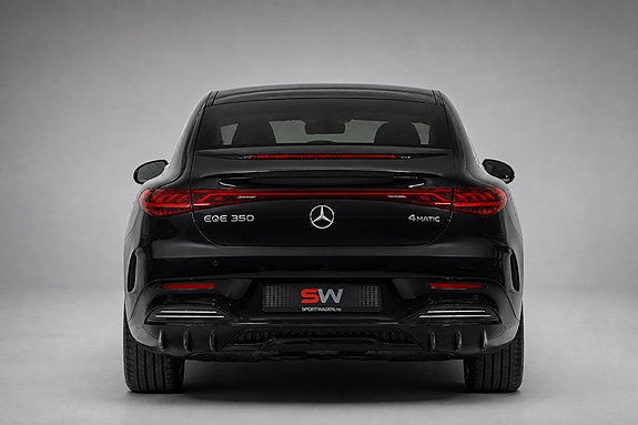 Mercedes-Benz EQE350 11 of 21