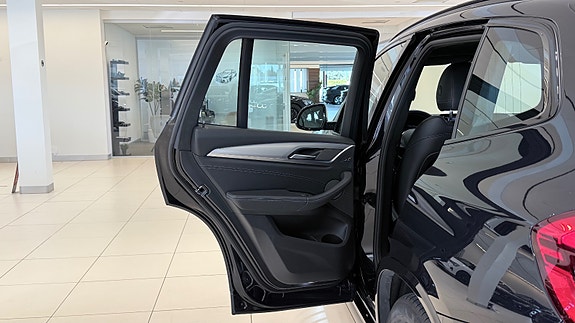 BMW X3 16 of 30