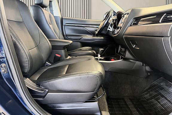 Mitsubishi Outlander 9 of 29