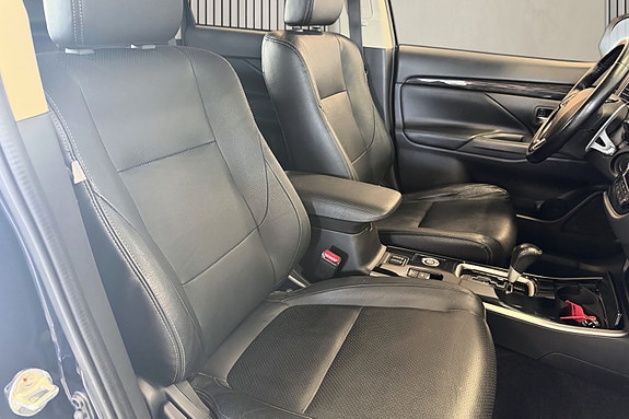 Mitsubishi Outlander 10 of 29