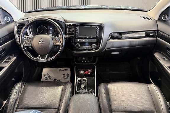 Mitsubishi Outlander 27 of 29