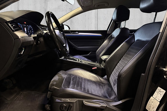 Volkswagen Passat 11 of 25
