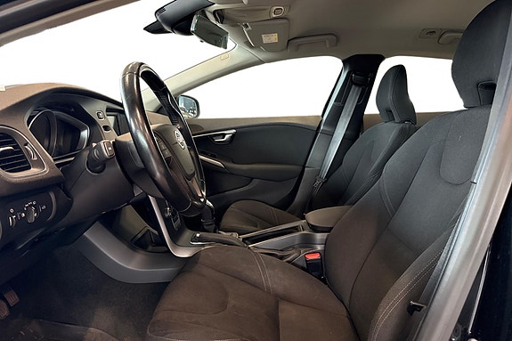 Volvo V40 10 of 19