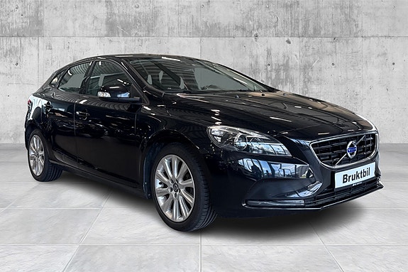 Volvo V40 7 of 19
