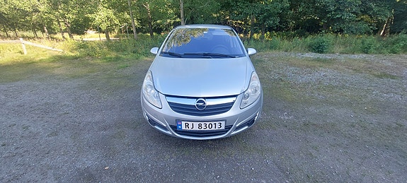Opel Corsa 2 of 10