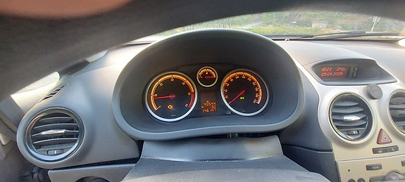 Opel Corsa 10 of 10
