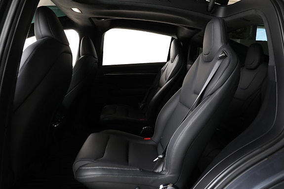 Tesla Model X 10 of 30