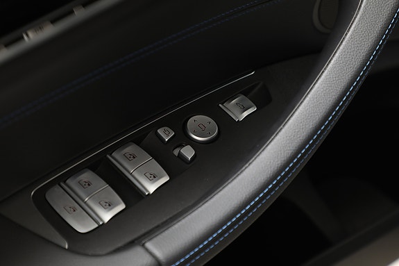BMW iX3 30 of 30