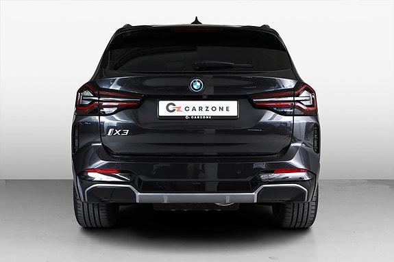 BMW iX3 5 of 30